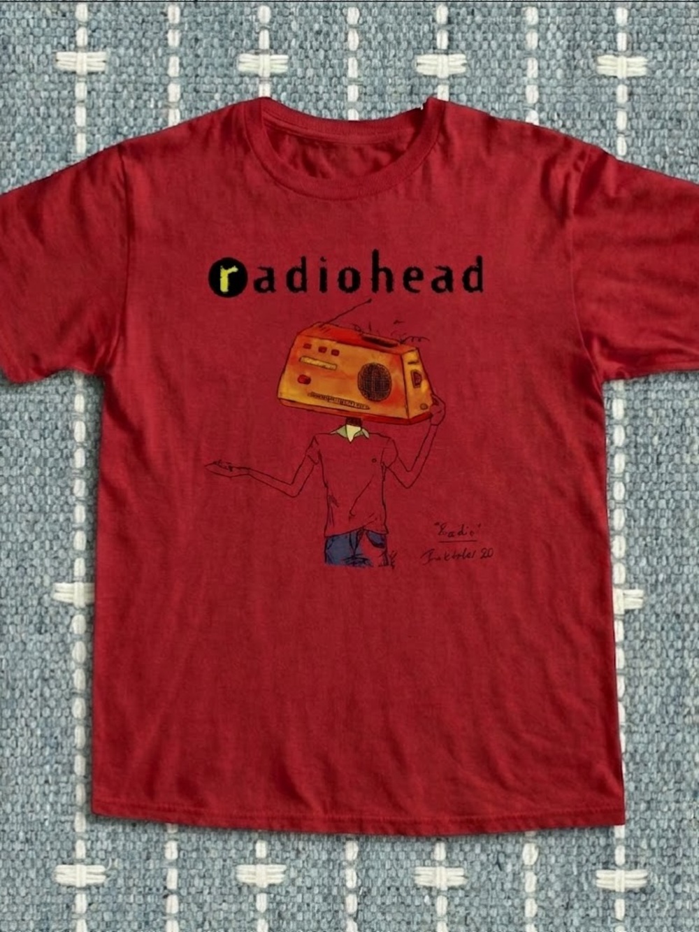 Gildan Red Radiohead Graphic Tee